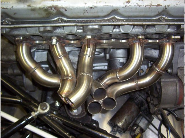 exhaust manifold